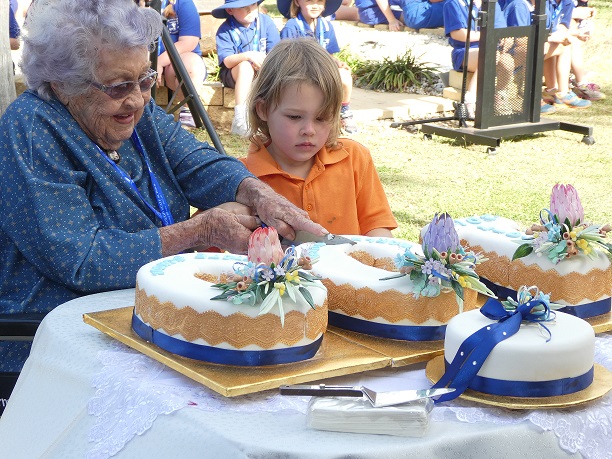 Centenary cake cutting 2017